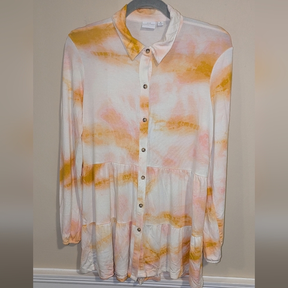 ❤️SALE❤️New Directions Tie Dye Shirt - Picture 2 of 7